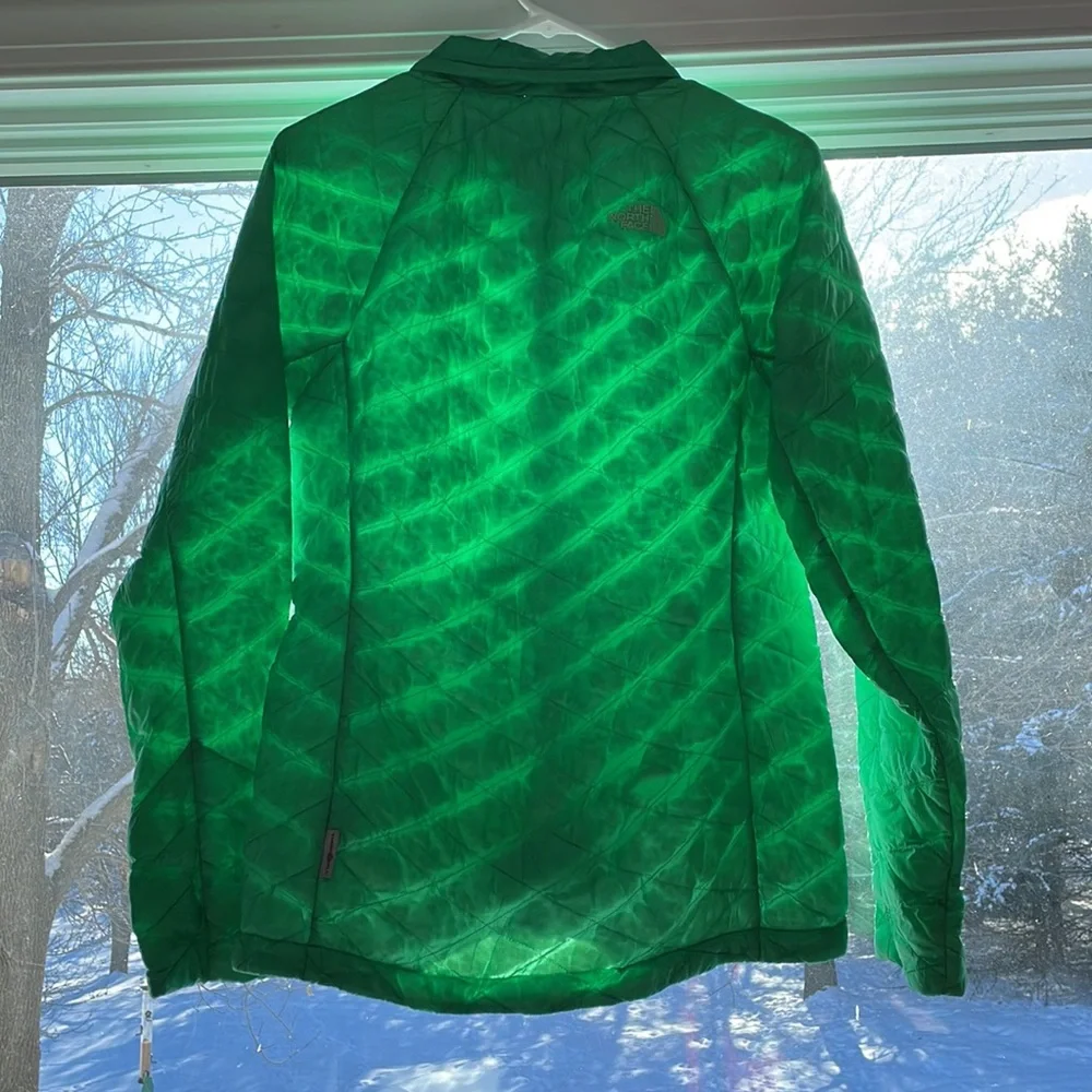 The North Face green thermoball jacket - Picture 3 of 13